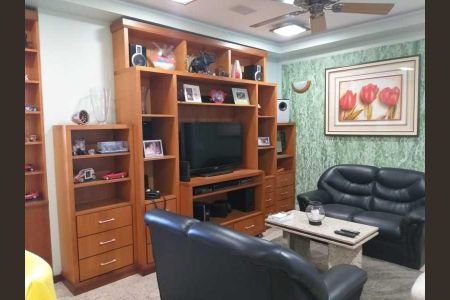 Casa à venda com 320m², 3 quartos e 7 vagas