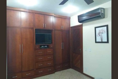 Casa à venda com 320m², 3 quartos e 7 vagas