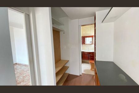 Apartamento à venda com 146m², 4 quartos e 1 vaga