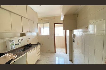 Apartamento à venda com 146m², 4 quartos e 1 vaga