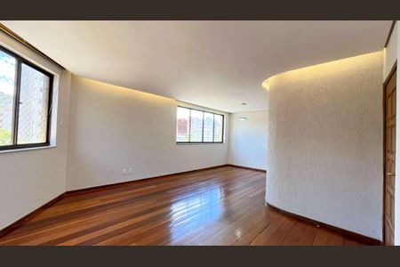 Apartamento à venda com 4 quartos, 180m² em Cruzeiro, Belo Horizonte