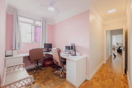 Corredor de apartamento à venda com 3 quartos, 140m² em Pinheiros, São Paulo