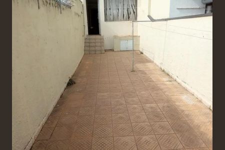 Casa à venda com 3 quartos, 120m² em Jardim Aeroporto, São Paulo