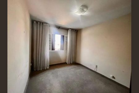 Casa à venda com 3 quartos, 120m² em Jardim Aeroporto, São Paulo