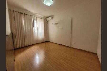 Apartamento para alugar com 120m², 4 quartos e 2 vagas