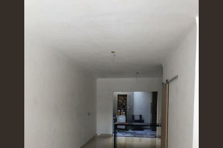 Casa à venda com 3 quartos, 150m² em Vila Carrão, São Paulo