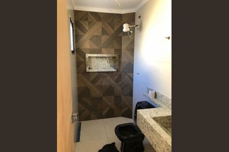 Casa à venda com 3 quartos, 150m² em Vila Carrão, São Paulo