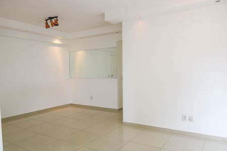 Apartamento à venda com 100m², 3 quartos e 3 vagasSala