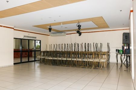 Apartamento à venda com 100m², 3 quartos e 3 vagasÁrea comum - Salão de festas