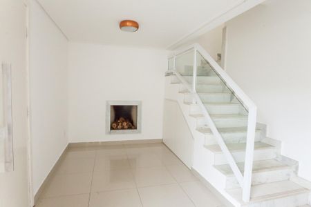 Casa de condomínio à venda com 200m², 3 quartos e 2 vagassala