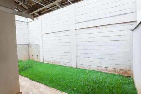 Casa de condomínio à venda com 200m², 3 quartos e 2 vagasarea privativa