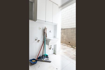 Casa de condomínio à venda com 200m², 3 quartos e 2 vagasÁrea de Serviço