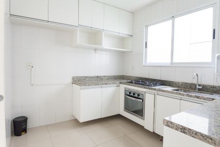 Casa de condomínio à venda com 200m², 3 quartos e 2 vagasCozinha