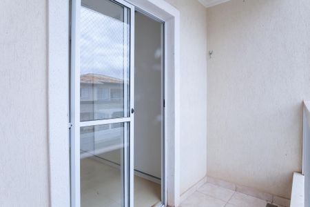 Casa de condomínio à venda com 200m², 3 quartos e 2 vagasVaranda quarto 3