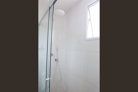 Casa de condomínio à venda com 200m², 3 quartos e 2 vagasBanheiro Social