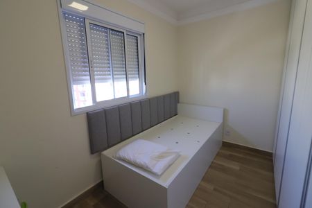 Quarto 2 de apartamento para alugar com 2 quartos, 44m² em Presidente Altino, Osasco
