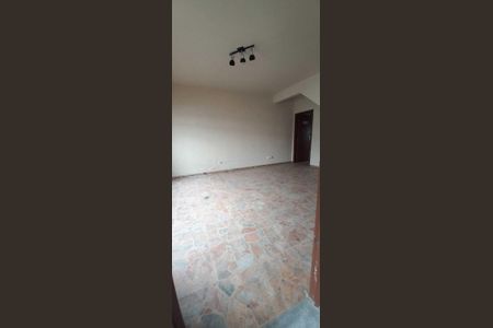 Casa para alugar com 200m², 2 quartos e 2 vagas