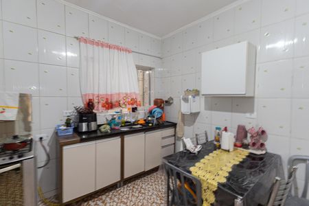 Casa para alugar com 88m², 3 quartos e 2 vagasCozinha 
