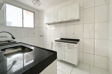 Apartamento à venda com 55m², 2 quartos e 1 vagaCozinha