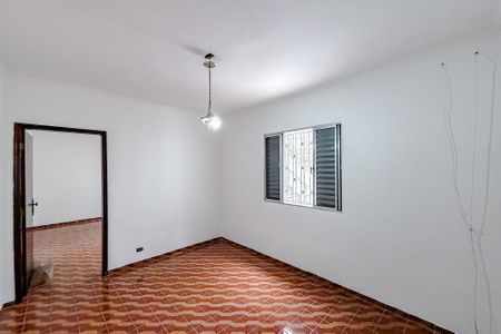 Casa para alugar com 180m², 2 quartos e 2 vagasQuarto 3