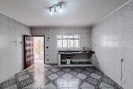 Casa para alugar com 180m², 2 quartos e 2 vagasCozinha