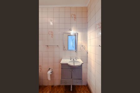 Casa para alugar com 180m², 2 quartos e 2 vagasBanheiro da Suíte