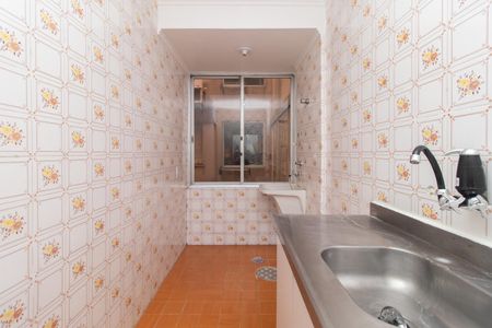 Apartamento à venda com 42m², 1 quarto e sem vagaCozinha e Área de Serviço