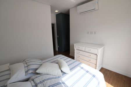 Casa de condomínio à venda com 138m², 3 quartos e 2 vagasSuíte 1