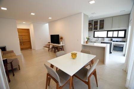 Sala de casa de condomínio à venda com 3 quartos, 138m² em Bosque das Palmeiras, Campinas