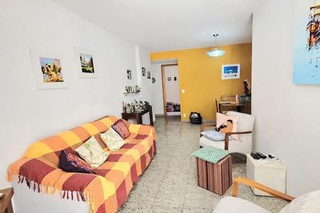 Apartamento à venda com 110m², 3 quartos e 2 vagasSala