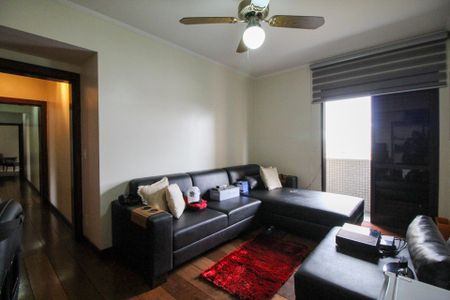 Apartamento à venda com 220m², 4 quartos e 3 vagasQuarto