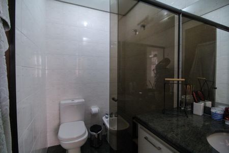 Apartamento à venda com 220m², 4 quartos e 3 vagasBanheiro da Suíte 3