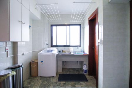 Apartamento à venda com 220m², 4 quartos e 3 vagasÁrea de Serviço