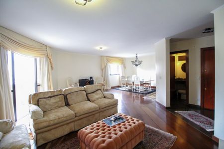 Apartamento à venda com 220m², 4 quartos e 3 vagasSala