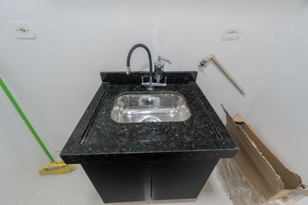 Cozinha de kitnet/studio para alugar com 1 quarto, 28m² em Bela Vista, São Paulo