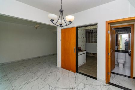 Apartamento à venda com 130m², 3 quartos e 1 vagaSala