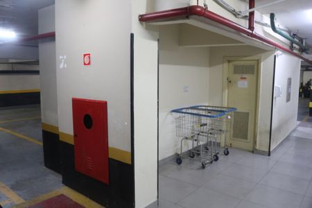 Apartamento para alugar com 148m², 3 quartos e 1 vagaGaragem