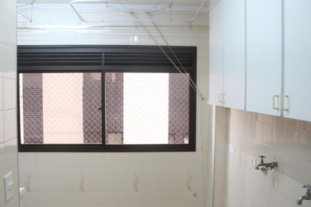 Apartamento para alugar com 148m², 3 quartos e 1 vagaÁrea de Serviço