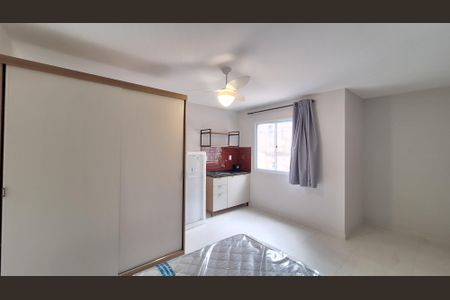 Studio para alugar com 30m², 1 quarto e sem vaga Studio para alugar com 30m², 1 quarto e sem vagaSala/Quarto/Cozinha