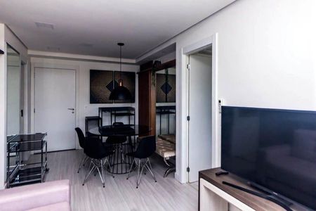 Sala de apartamento para alugar com 1 quarto, 49m² em Petrópolis, Porto Alegre