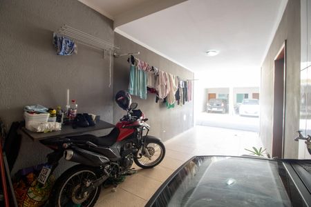 Casa de condomínio à venda com 76m², 3 quartos e 1 vagaGaragem / lavanderia