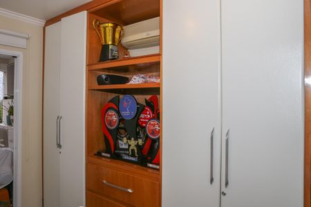 Apartamento à venda com 166m², 4 quartos e 3 vagasQuarto 4