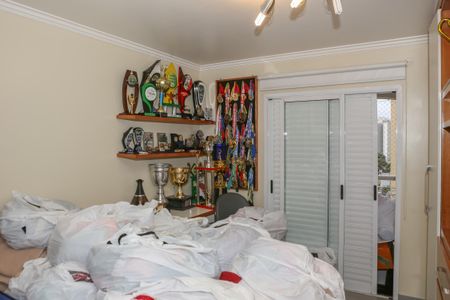 Apartamento à venda com 166m², 4 quartos e 3 vagasQuarto 4