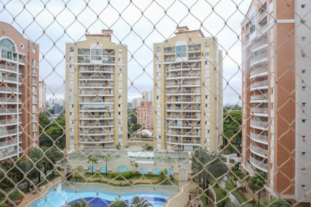 Apartamento à venda com 166m², 4 quartos e 3 vagasVista da Suíte 1