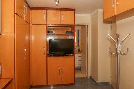 Apartamento à venda com 166m², 4 quartos e 3 vagasSuíte 2