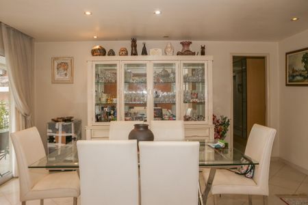 Apartamento à venda com 166m², 4 quartos e 3 vagasSala