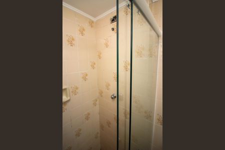 Banheiro de apartamento à venda com 1 quarto, 26m² em Menino Deus, Porto Alegre