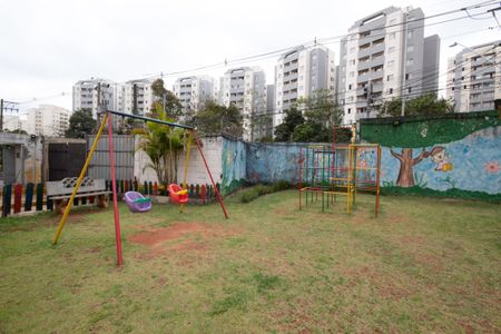 Apartamento para alugar com 64m², 3 quartos e 1 vaga Apartamento para alugar com 64m², 3 quartos e 1 vagaÁrea comum - Playground