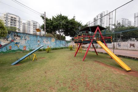 Apartamento para alugar com 64m², 3 quartos e 1 vaga Apartamento para alugar com 64m², 3 quartos e 1 vagaÁrea comum - Playground