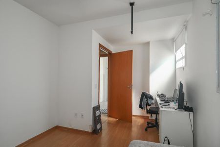 Quarto de apartamento à venda com 1 quarto, 46m² em Mário Quintana, Porto Alegre
